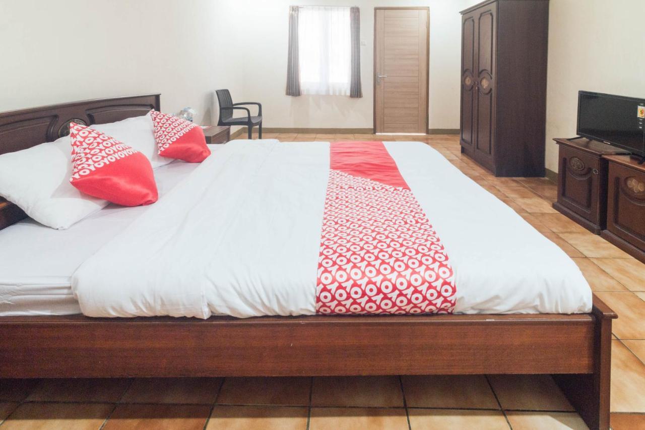 Oyo 1688 Collin Beach Hotel Ambon Eksteriør bilde