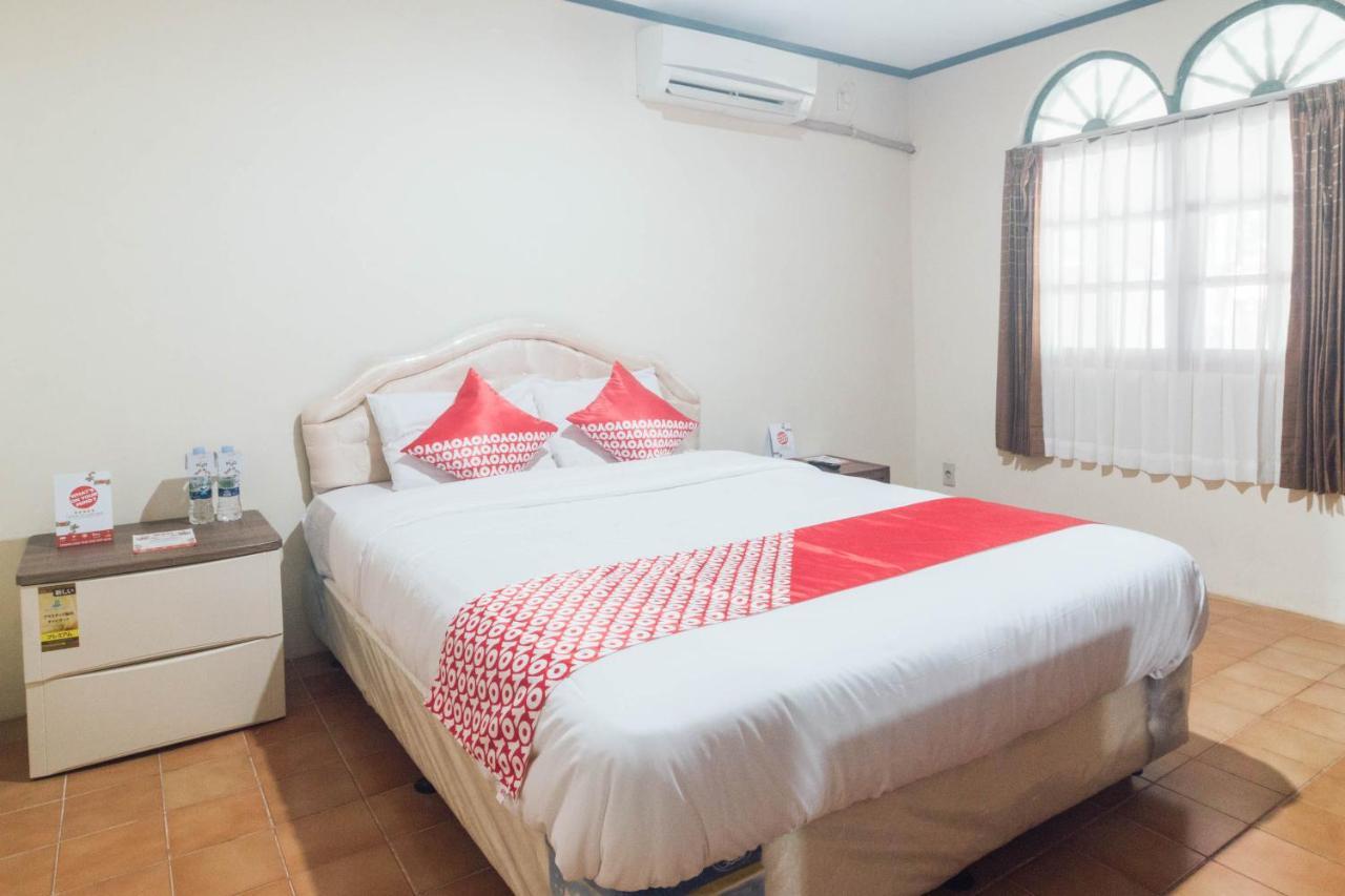 Oyo 1688 Collin Beach Hotel Ambon Eksteriør bilde