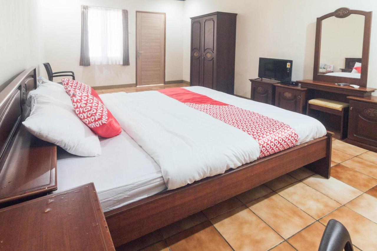 Oyo 1688 Collin Beach Hotel Ambon Eksteriør bilde